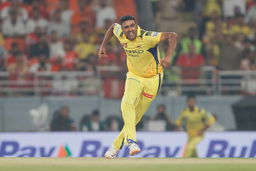 Outwit the batter & then take a superb reflex catch: All in one over from Ashwin