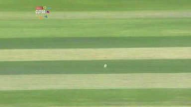 Q6: HAM vs SIA –  GJ Maxwell c Haris Sohail b Umaid Asif