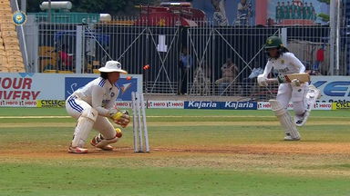 On Target! Rajeshwari Gayakwad pulls off excellent direct hit run out