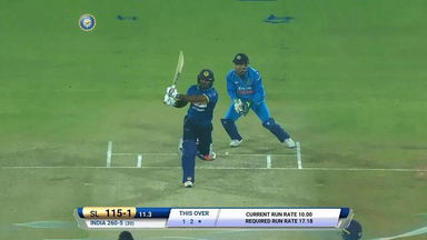 IND vs SL 2017, 2nd T20I: Kusal Perera Six