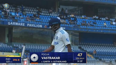 IND-W vs AUS-W 2023-24, 1st Test: Pooja Vastrakar Wicket