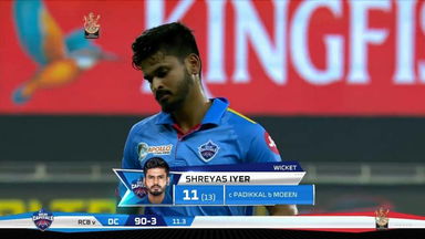 M19: RCB vs DC – Shreyas Iyer Wicket