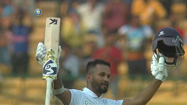 Dimuth Karunaratne's fighting ton