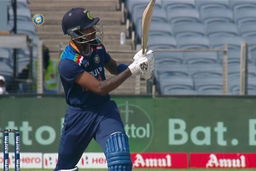 6, 6, 6 - Hardik Pandya tonks Moeen Ali