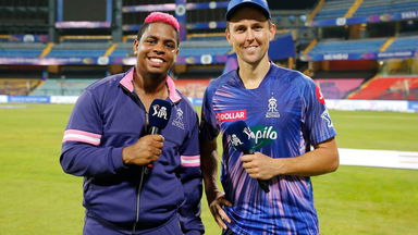 Sixer King Hetmyer in conversation with 'thunder' Boult