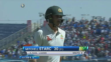 IND vs AUS 2017 - 1st Test Day 3 : Mitchell Starc Wicket