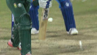 4TH ODI: IND vs SA – Quinton de Kock Wicket