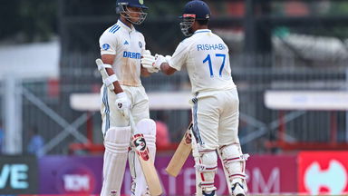 4,4: Jaiswal's attacking welcome to Mehidy Hasan Miraz