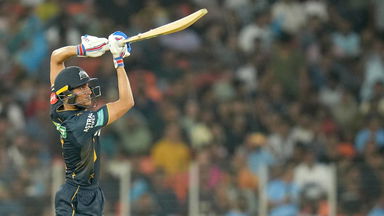 One for the cameras! Gill's delightful straight six