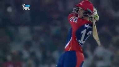 M36: KXIP vs DD – Super Sixes