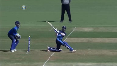 Vishnu Solanki’s match-winning 71* (46)