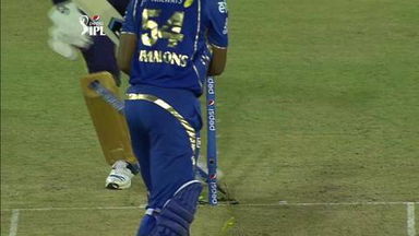 M40: KKR vs MI –  Lendl-Simmons Wicket