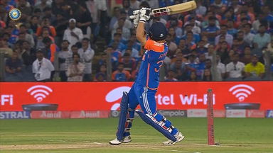 Cracker: Rinku Singh's sensational six