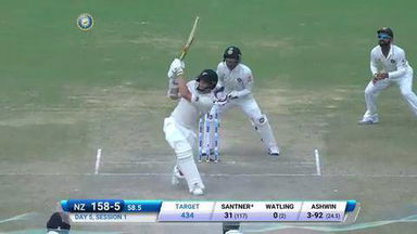 India VS NZ 2016, 1st Test day 5 - Mitchell Santner Six