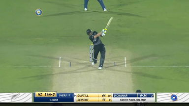 IND vs NZ 2021, 1ST T20I : Martin Guptill Six