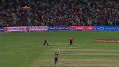 M16: RPS vs RCB – Rajat Bhatia Wicket