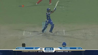 M45: DD vs MI – Hardik Pandya Six