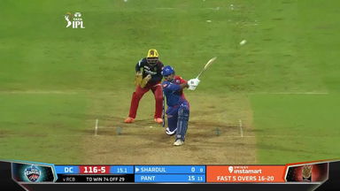 M27: DC vs RCB – Shardul Thakur Six
