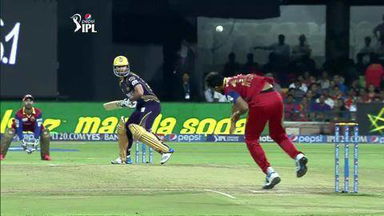 M33: RCB vs KKR – Ryan ten Doeschate Six