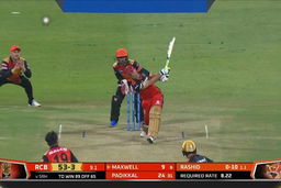 M52: RCB vs SRH – Glenn Maxwell Six