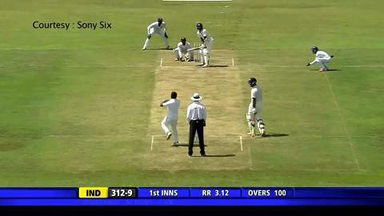 SL vs India, 3rd Test : Ind 1st Innings - Umesh Yadav Wicket
