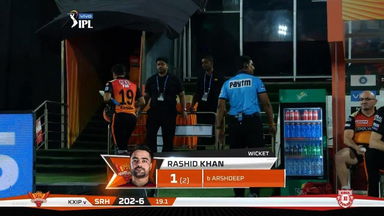 M48: SRH vs KXIP – Rashid Khan Wicket