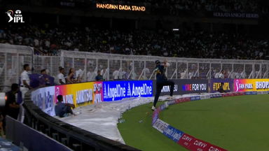 Caught but Six! Shahrukh holds onto a catch but steps out of bounds