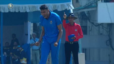Syed Mushtaq Ali Trophy 2022 QF1 : 4 & OUT: Vidwath Kaverappa's perfect comeback against Abhishek Sharma