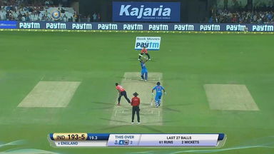 IND vs ENG 2017, 3rd T20I : Hardik Pandya Six