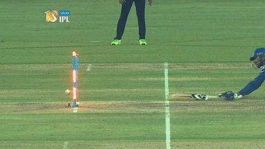 M35: GL vs MI – Krunal Pandya Wicket