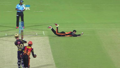 Shakib's one-handed wonder