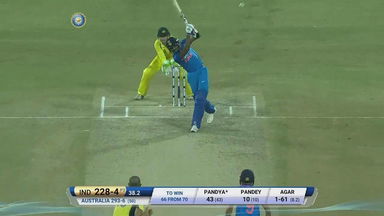 IND vs AUS 2017, 3rd ODI: Hardik Pandya Six
