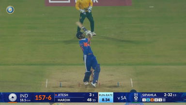 IND vs SA 2025, 1st T20I: Jitesh Sharma Six