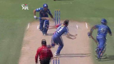M16: DD vs MI –  Rohit Sharma Wicket