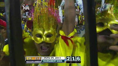 M30: CSK vs RR – Michael Hussey Six