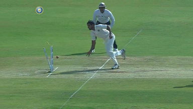 Do not mess with the Umesh Yadav throwing arm