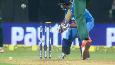 5TH ODI: IND vs SA – Suresh Raina Wicket