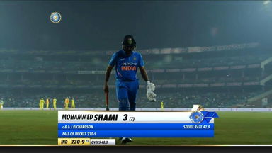 IND vs AUS 2019, 5th ODI: Mohammed Shami Wicket