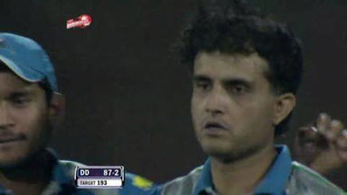 Match 27 DD vs PWI – Pietersen's Wicket
