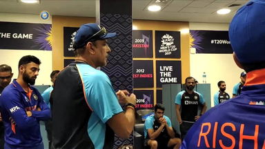 Ravi Shastri signs off as the Head Coach with a stirring dressing room speech