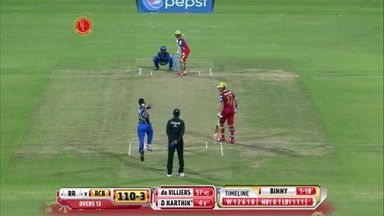 M29: RCB vs RR – Dinesh Karthik Six
