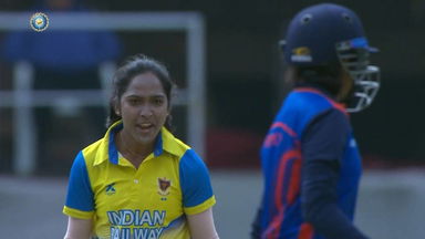 Senior Womens T20 Trophy 2022  QF1 : K Anjali Sarvani's impressive 3/7 against Madhya Pradesh