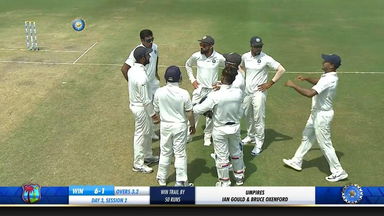 OUT! Slow & low but Rahane grabs it inches above the ground