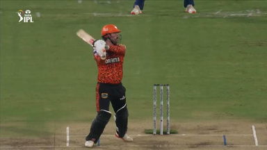 50 up & Unstoppable: Travis Head smashes 4 4 6 4 4 off Naveen
