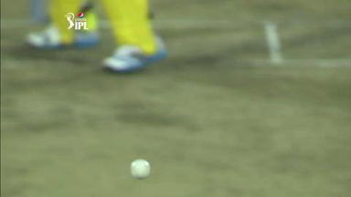 M26: DD vs CSK –  Dwayne Smith Wicket