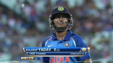 IND vs AUS 2017, 2nd ODI: Kuldeep Yadav Wicket