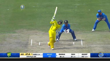 IND vs AUS 2019, 5th ODI: Usman Khawaja Six