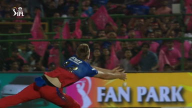Superb Effort! Green almost pulls off a brilliant running catch