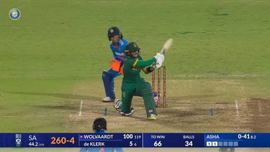 IND-W vs SA-W 2024, 2nd ODI: Laura Wolvaardt Six