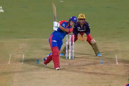 Six: Match 14, Royal Challengers Bengaluru vs Delhi Capitals, WPL 2025: Jess Jonassen Six